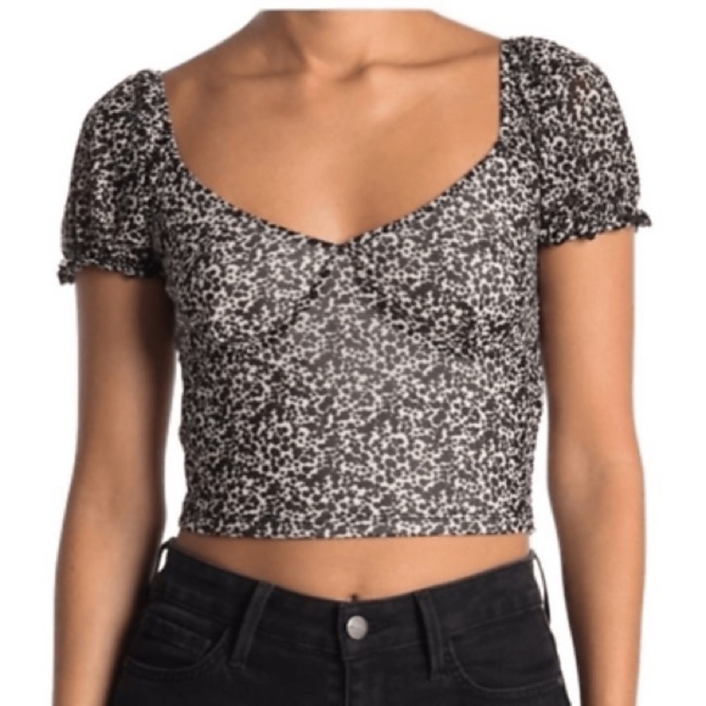 Black and White Animal Print Cropped Blouse - Size L